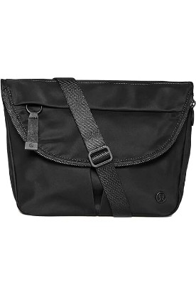 Picture of lululemon Festival Bag