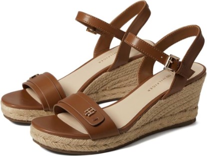 Picture of Tommy Hilfiger Adaptive Tommy Hilfiger Women's Genavo Flat Sandals
